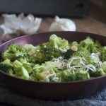Salteado de brócoli y gulas 2